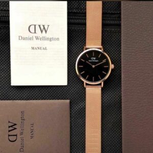 DW WATCH
