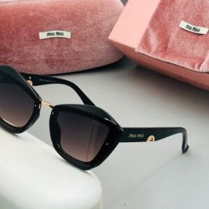 MIU MIU SUNGLASS FOR HER