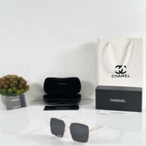 Chanel_WMNS_7246_Gold_Black_Pink