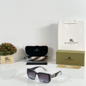 Burberry_WMNS_1201_Blue