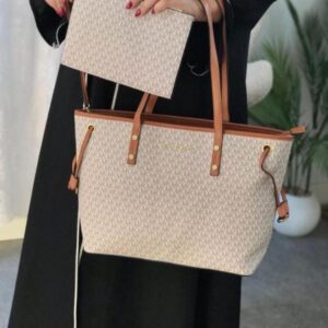 Michael_Kors Jet Set Travel Tote With Wallet (Beige) (V-19016)